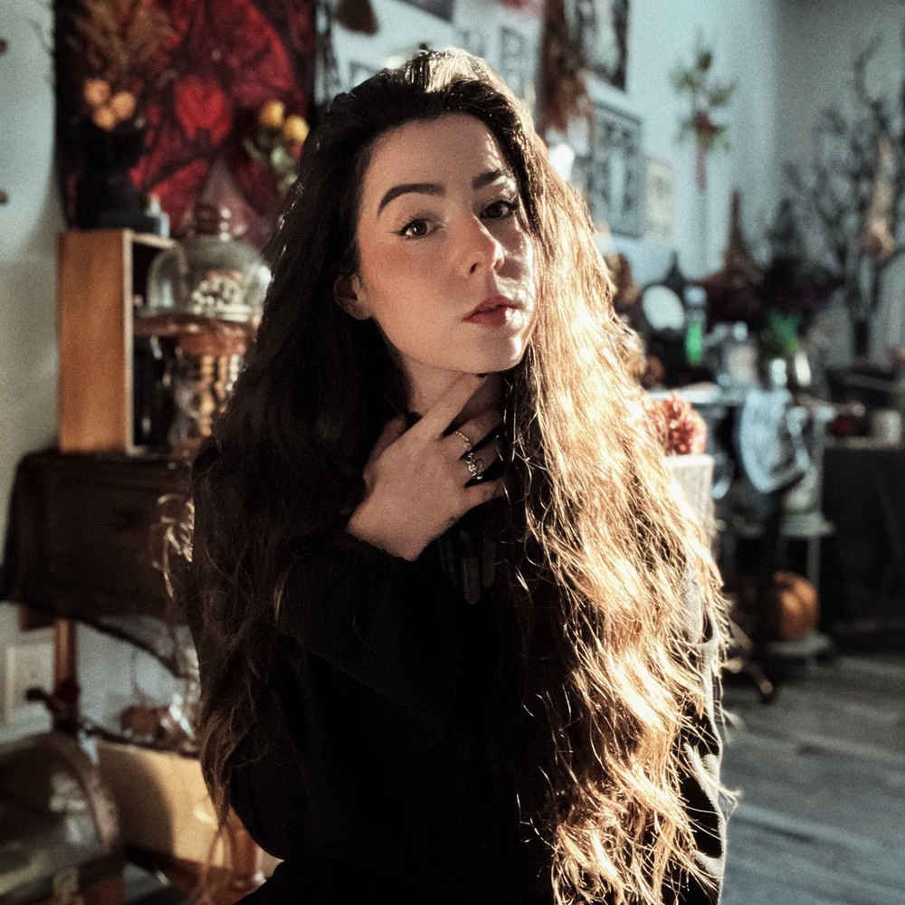 Meet your Posher, Nikki